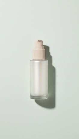 Radiance Renewal Facial Serum in Glass